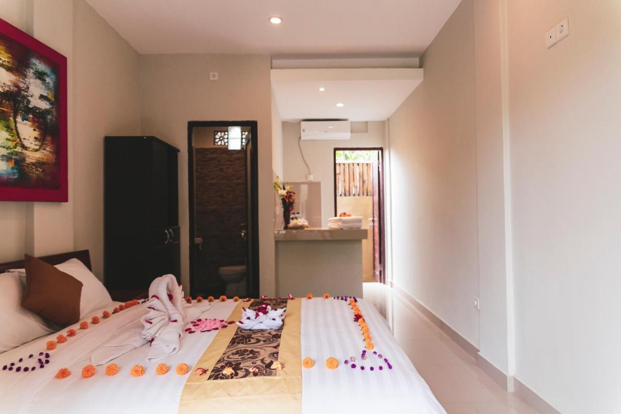 Umah Tikari Guesthouse Canggu Εξωτερικό φωτογραφία